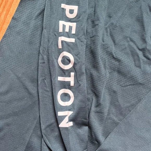 Lululemon Peloton Swiftly Tech Long Sleeve - Picture 4 of 5